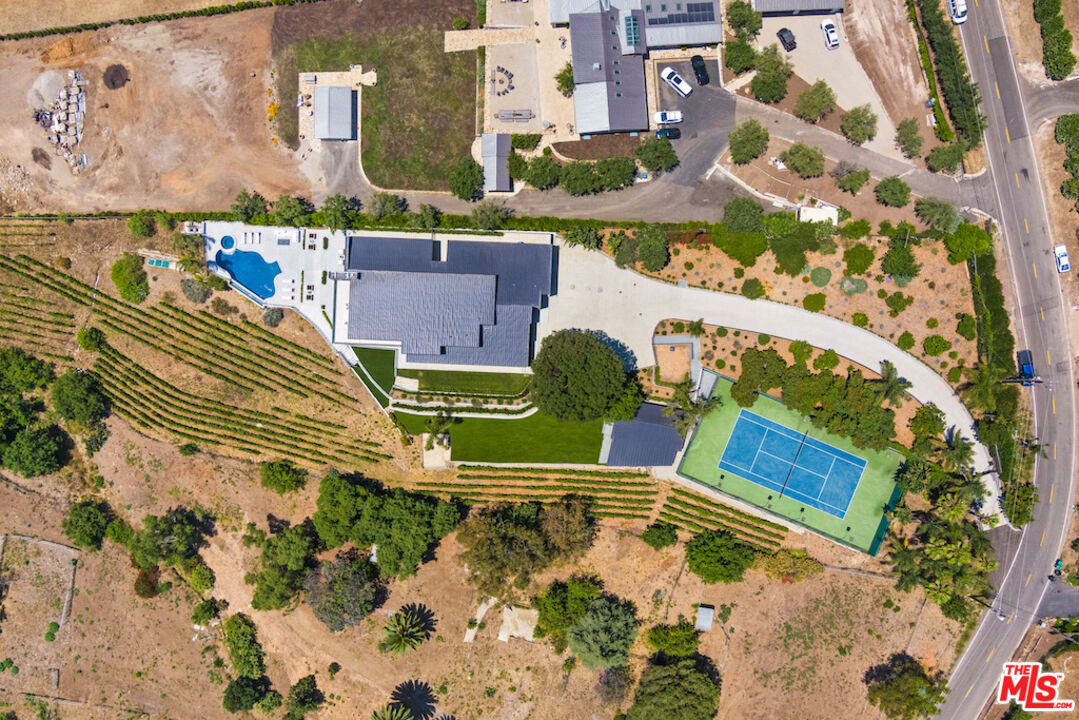 29800 Cuthbert Rd