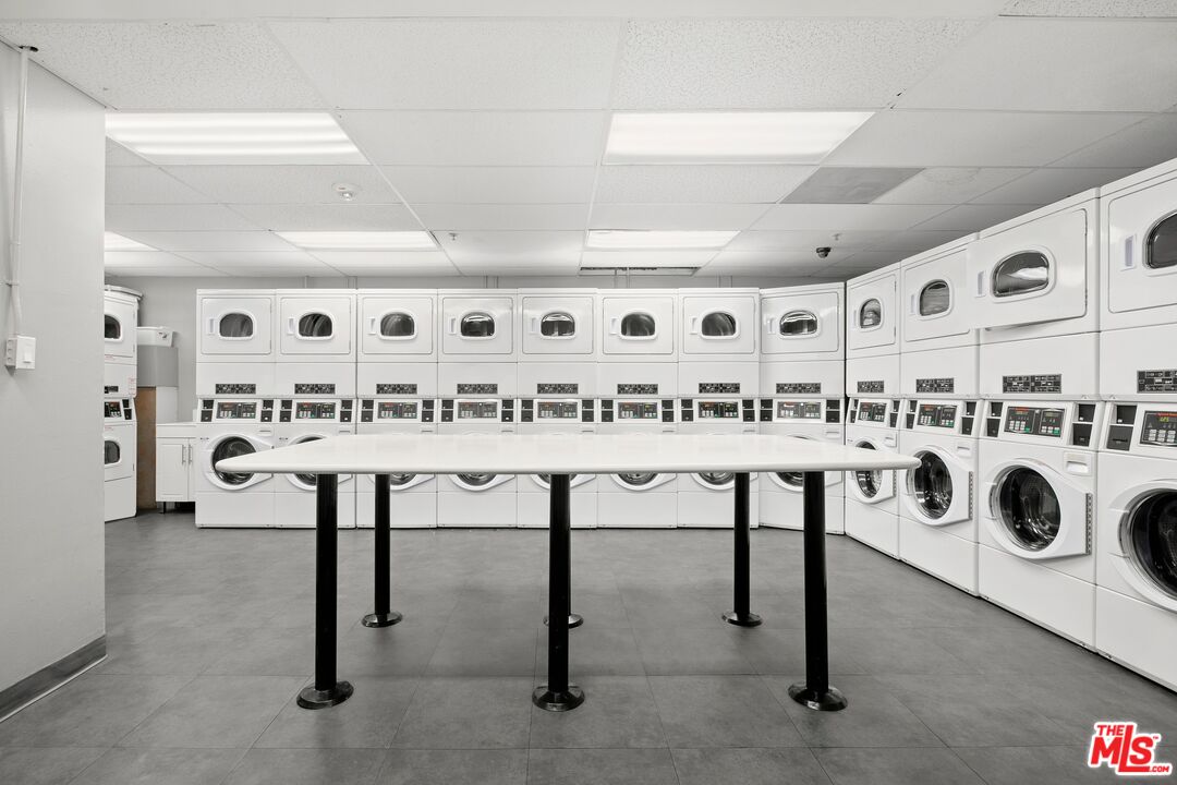 2160 Century Park Unit: 1103