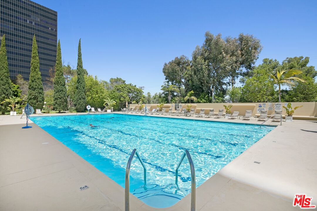 2160 Century Park Unit: 1103