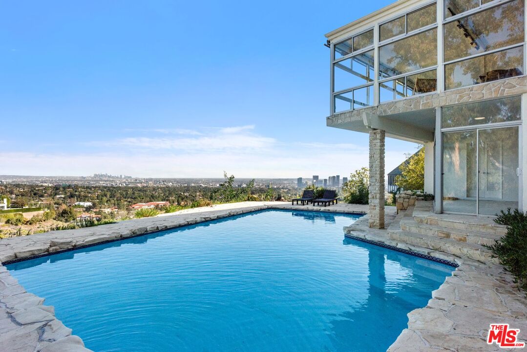 948 Bel Air Rd