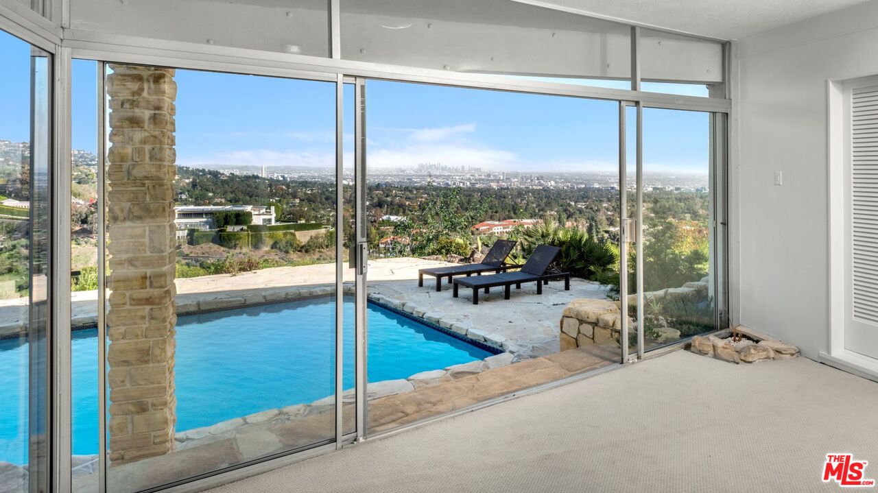 948 Bel Air Rd