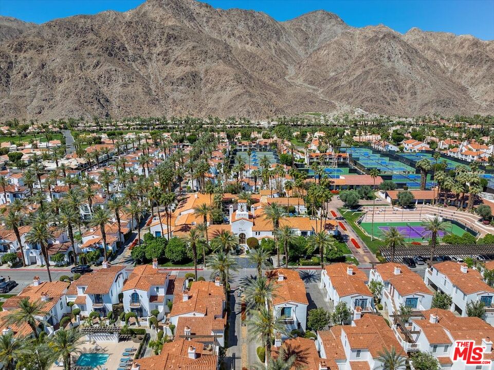 49464 Avenida Obregon