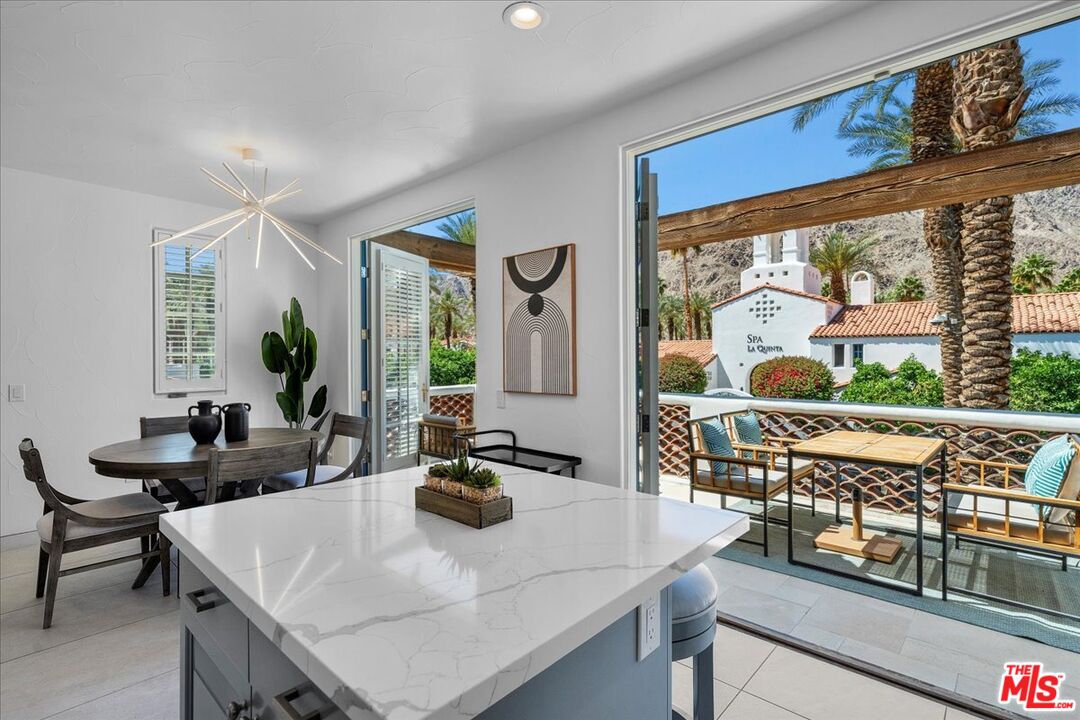 49464 Avenida Obregon