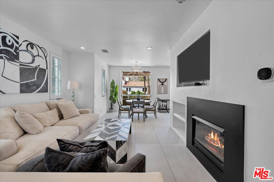 49464 Avenida Obregon