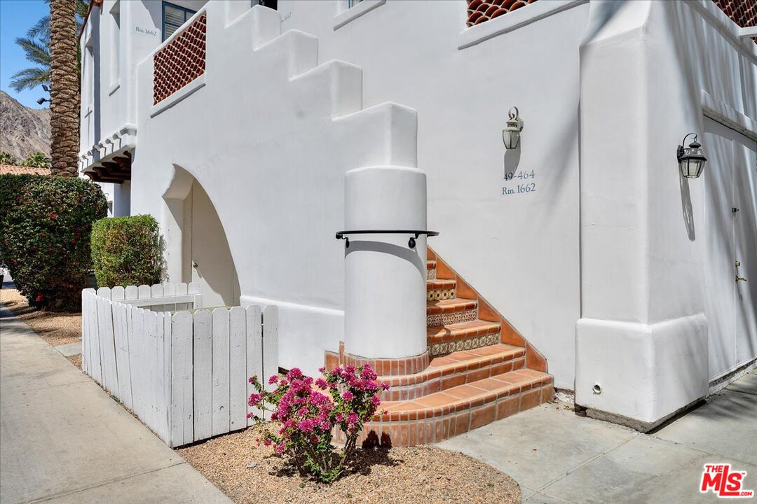 49464 Avenida Obregon