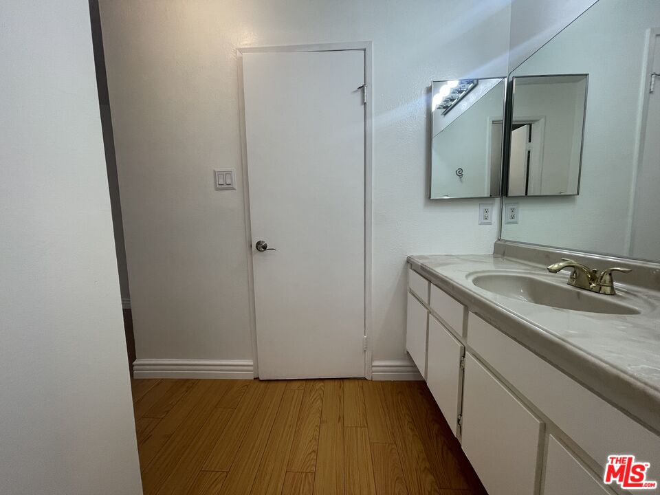 5700 Etiwanda Ave Unit: 169