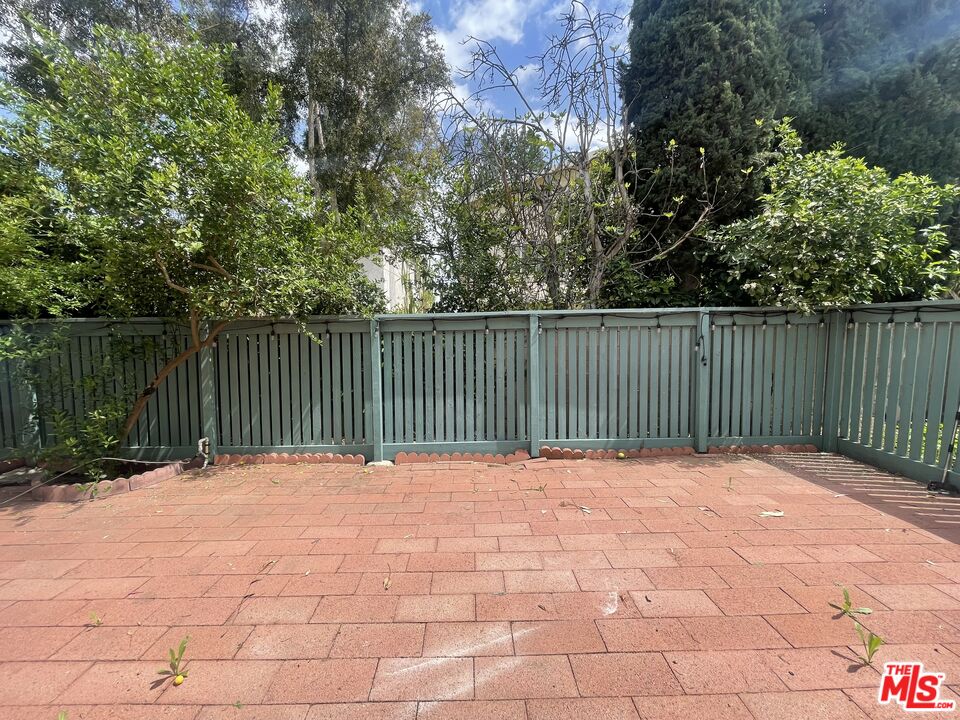 5700 Etiwanda Ave Unit: 169