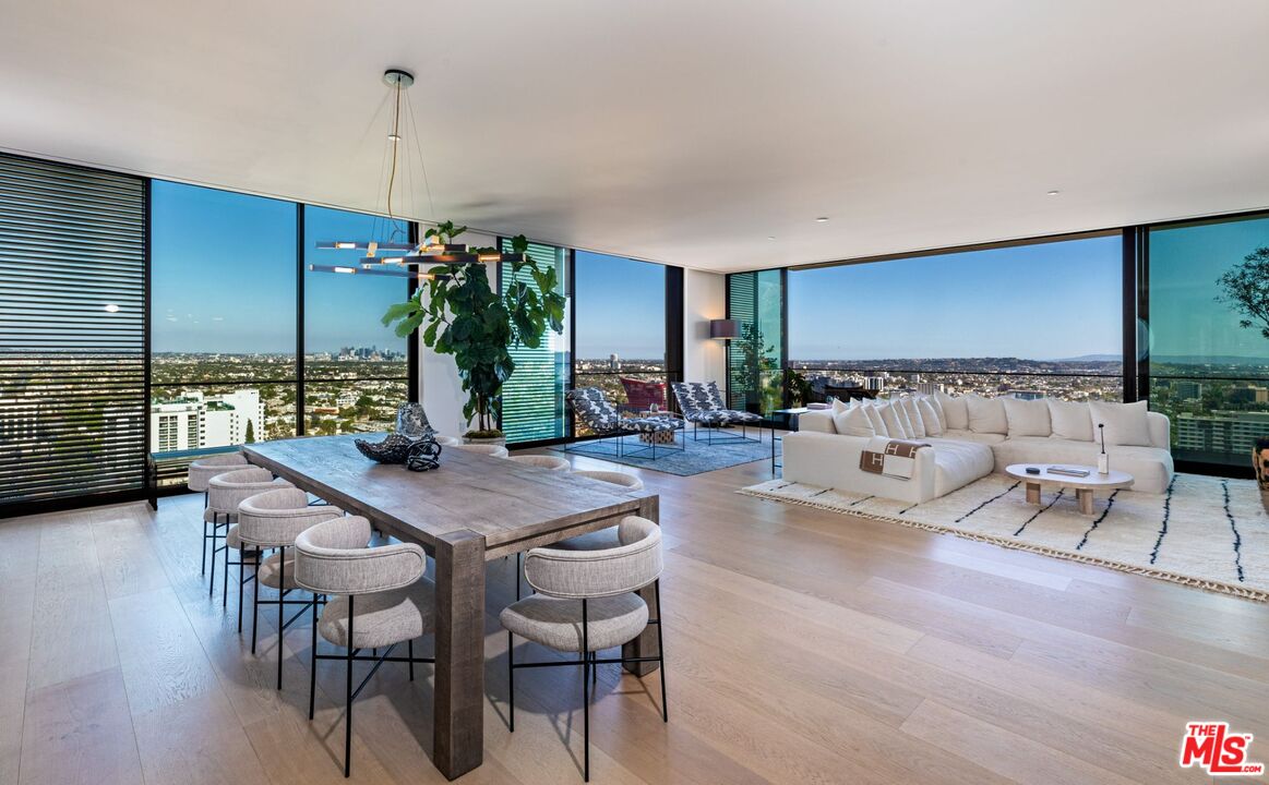 9040 W Sunset BLVD Unit: PHB