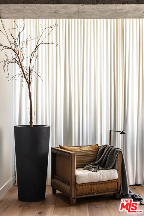 818 N Doheny Dr Unit: 1103