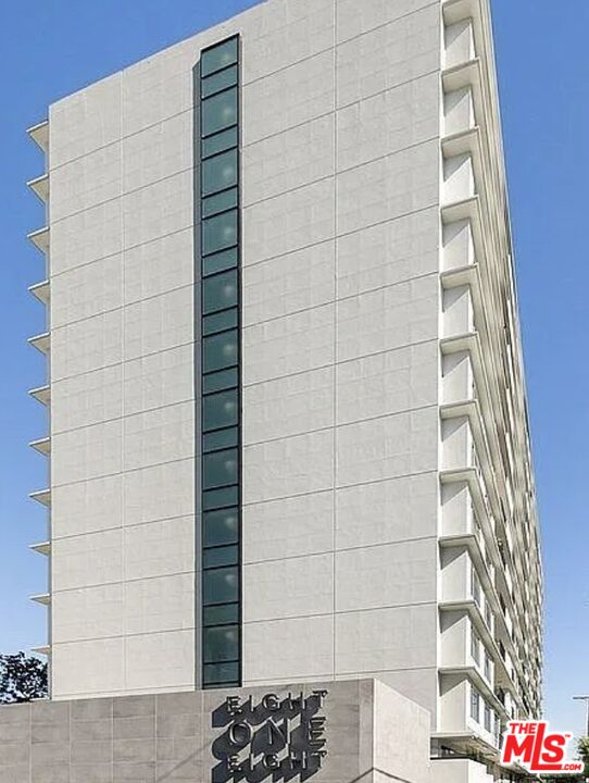 818 N Doheny Dr Unit: 1103