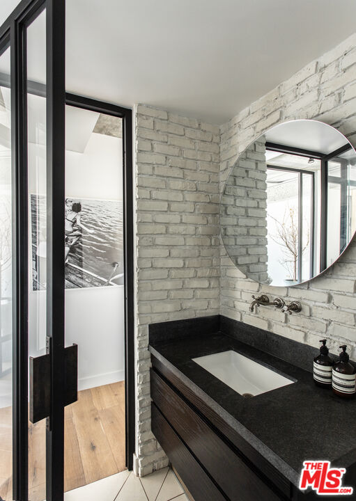 818 N Doheny Dr Unit: 1103