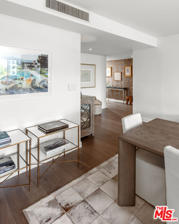 875 Comstock Ave Unit: 2C