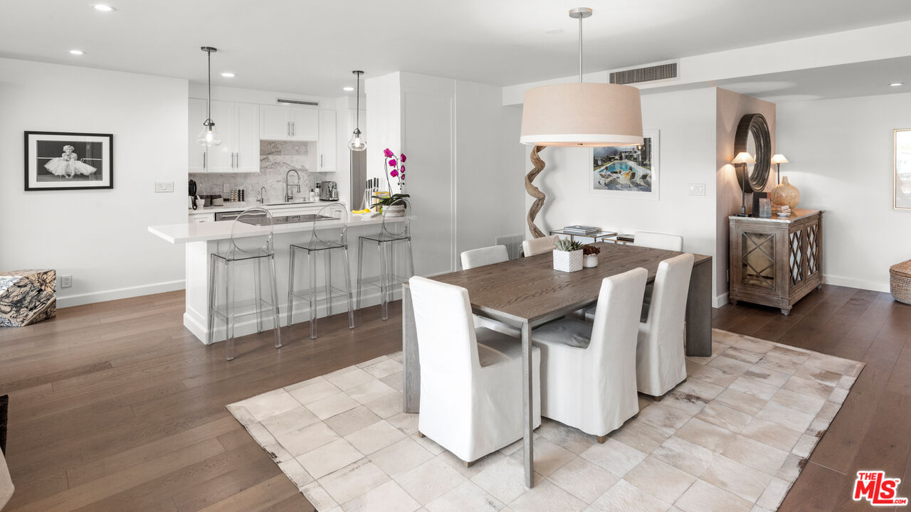 875 Comstock Ave Unit: 2C