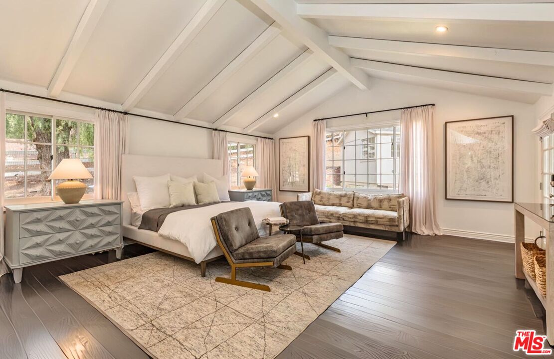 5840 Round Meadow Rd