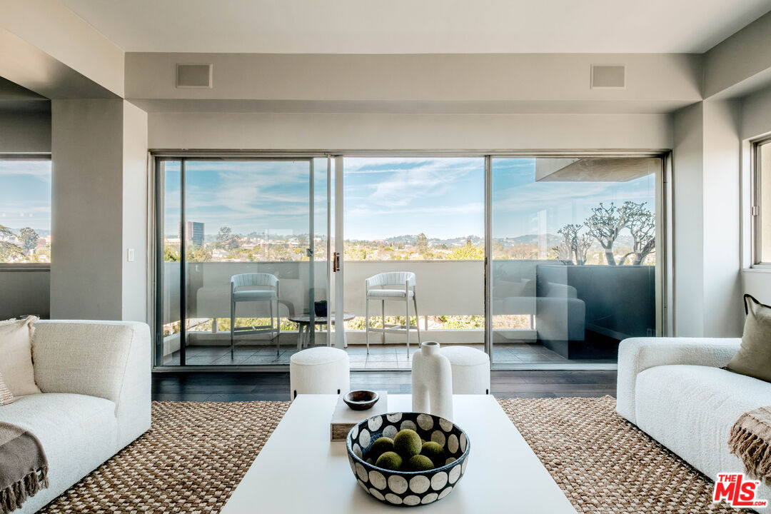 10701 Wilshire Blvd Unit: 701