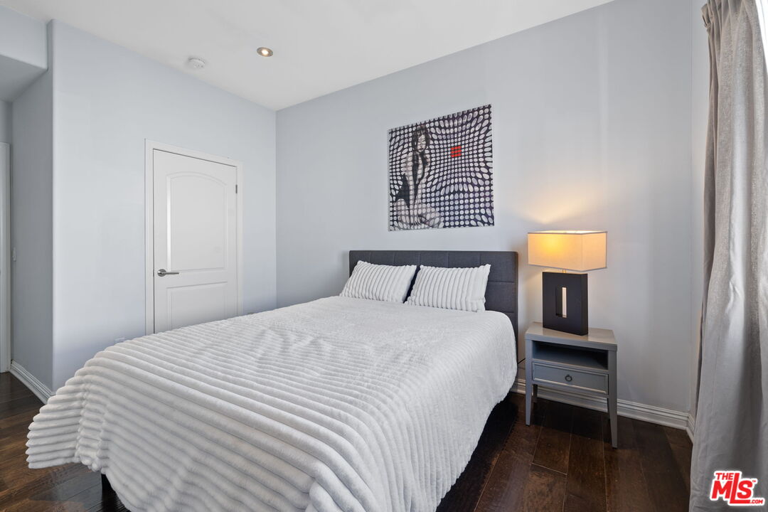 4612 Vista Del Monte Ave Unit: 9