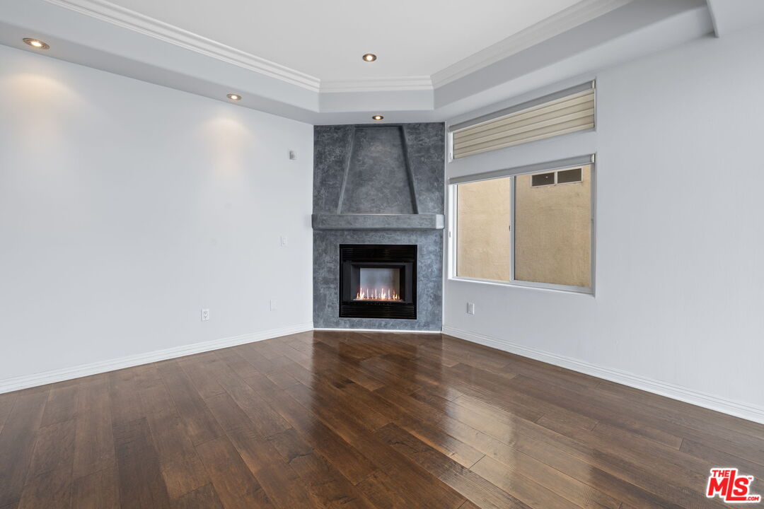 4612 Vista Del Monte Ave Unit: 9