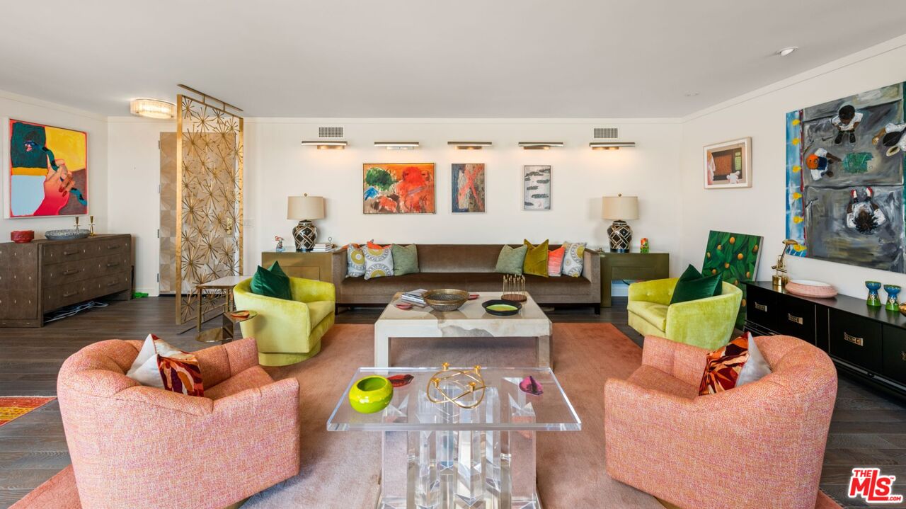 100 S Doheny Dr Unit: PH 1