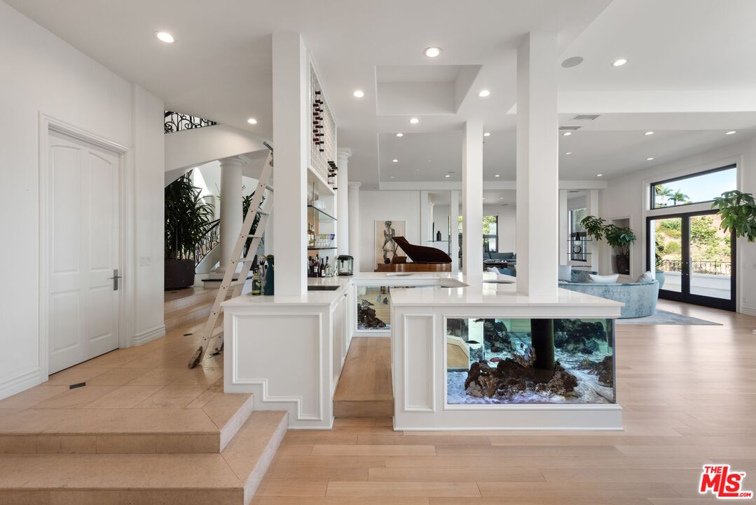 32537 Pacific Coast Hwy