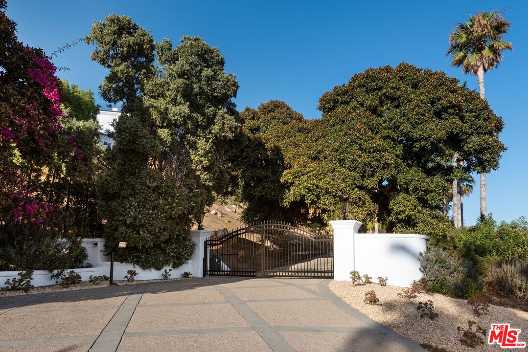 32537 Pacific Coast Hwy