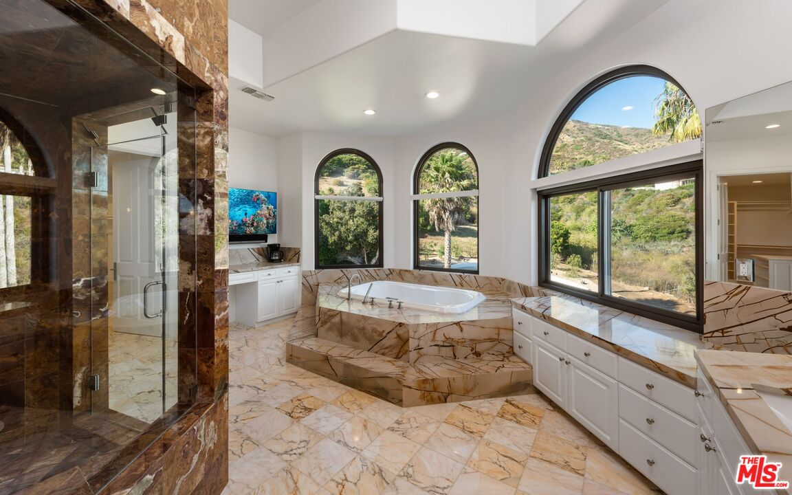 32537 Pacific Coast Hwy