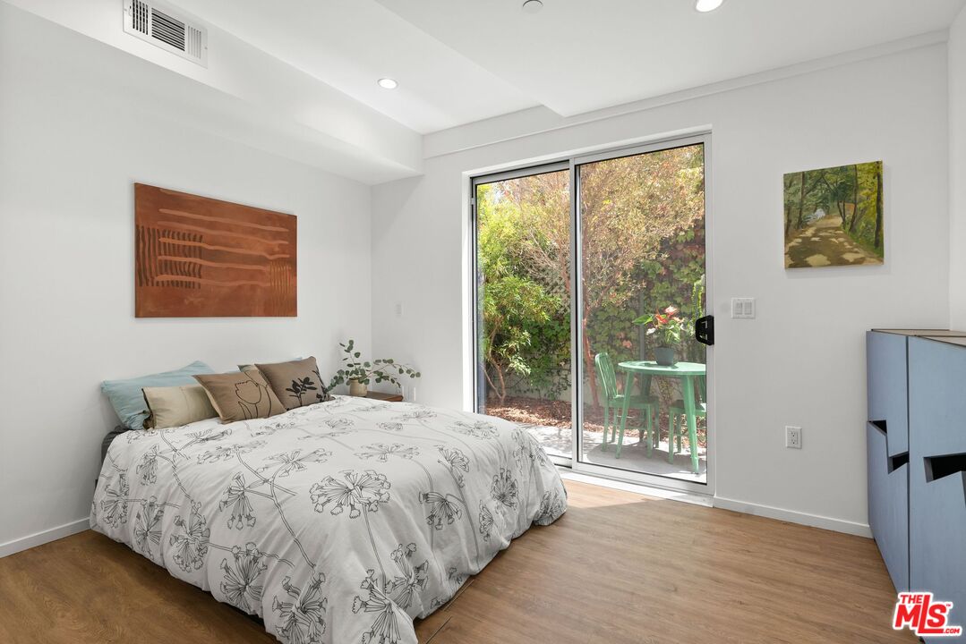 1244 14th St Unit: E