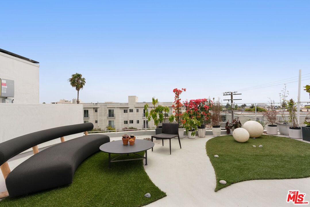 1244 14th St Unit: E