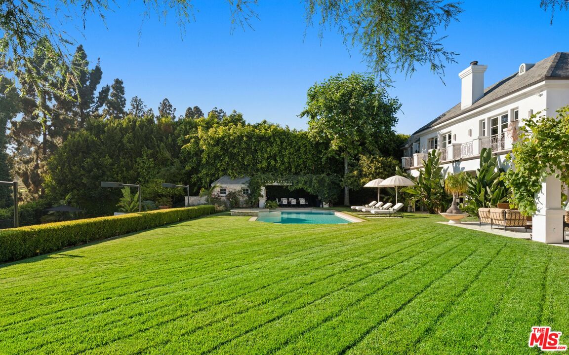 9966 Sunset Blvd