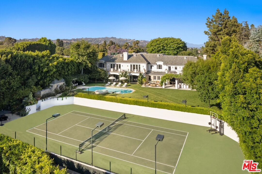 9966 Sunset Blvd
