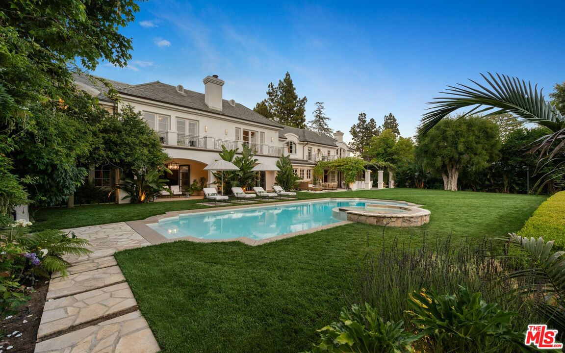 9966 Sunset Blvd