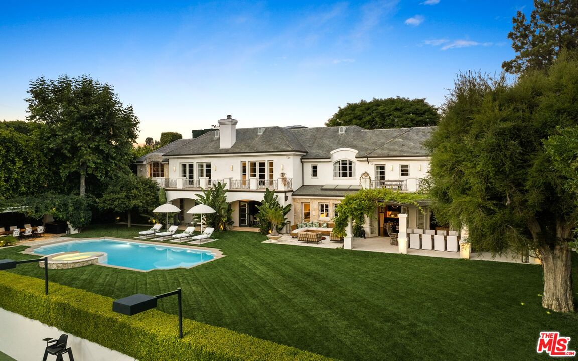 9966 Sunset Blvd