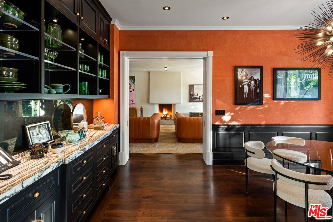 9966 Sunset Blvd