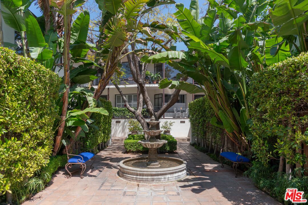 1318 N Crescent Heights Blvd Unit: 211