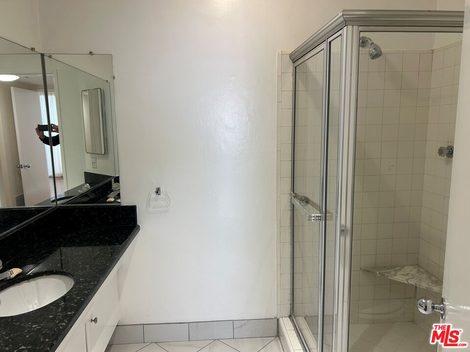 237 N Almont Dr Unit: 303
