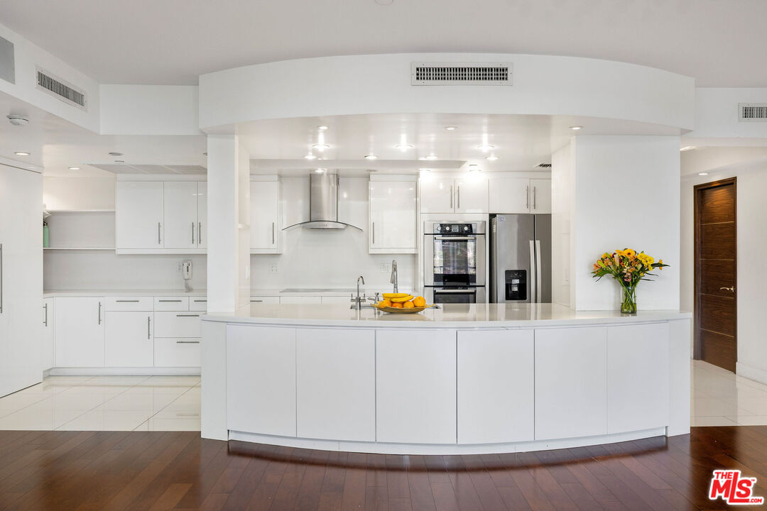 10660 Wilshire Blvd Unit: 1505