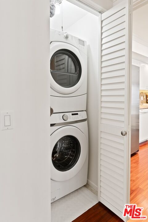 837 Lincoln Blvd Unit: 6