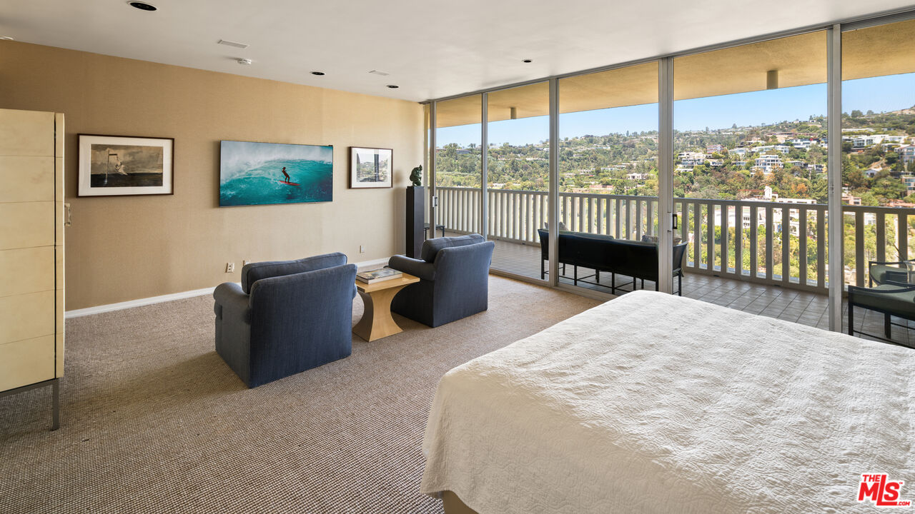 9255 Doheny Rd Unit: 2401