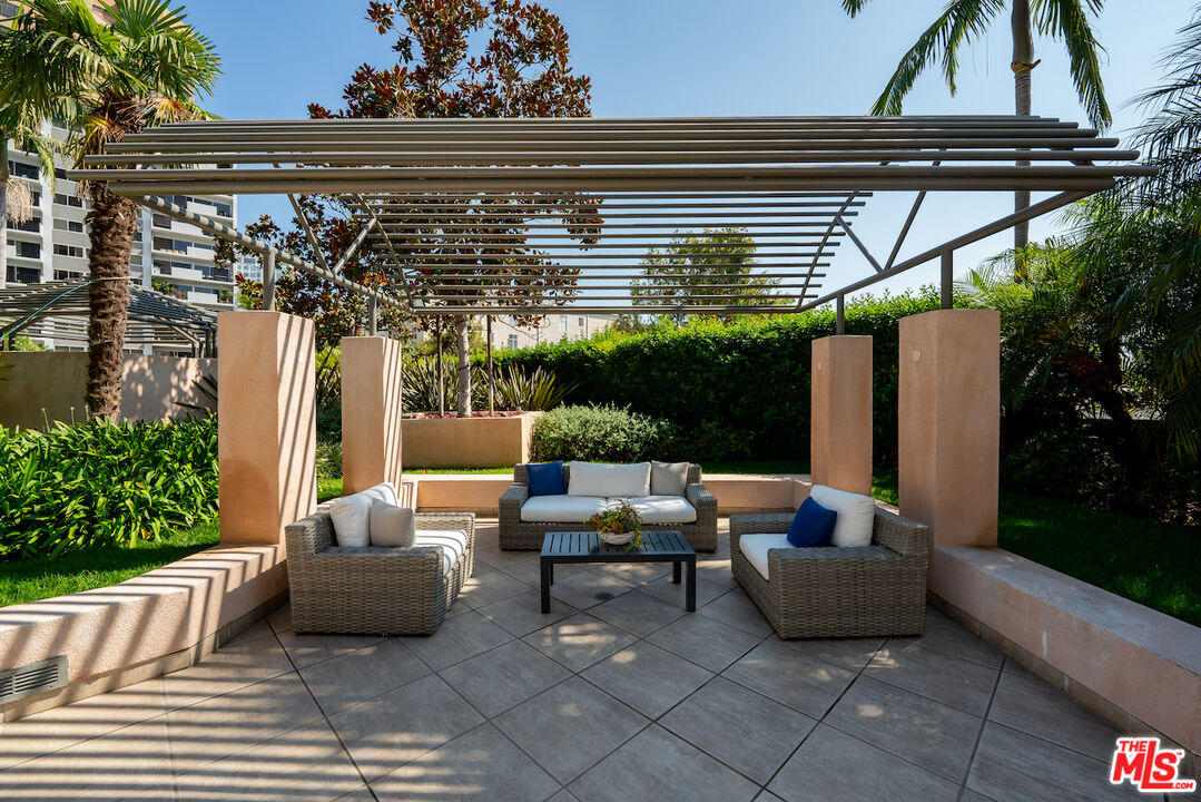 10490 Wilshire Blvd Unit: 1402