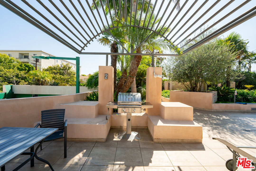 10490 Wilshire Blvd Unit: 1402