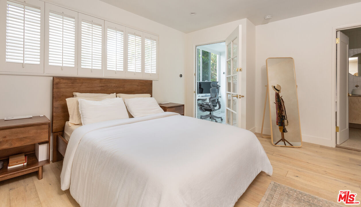 9015 Cynthia St Unit: 3