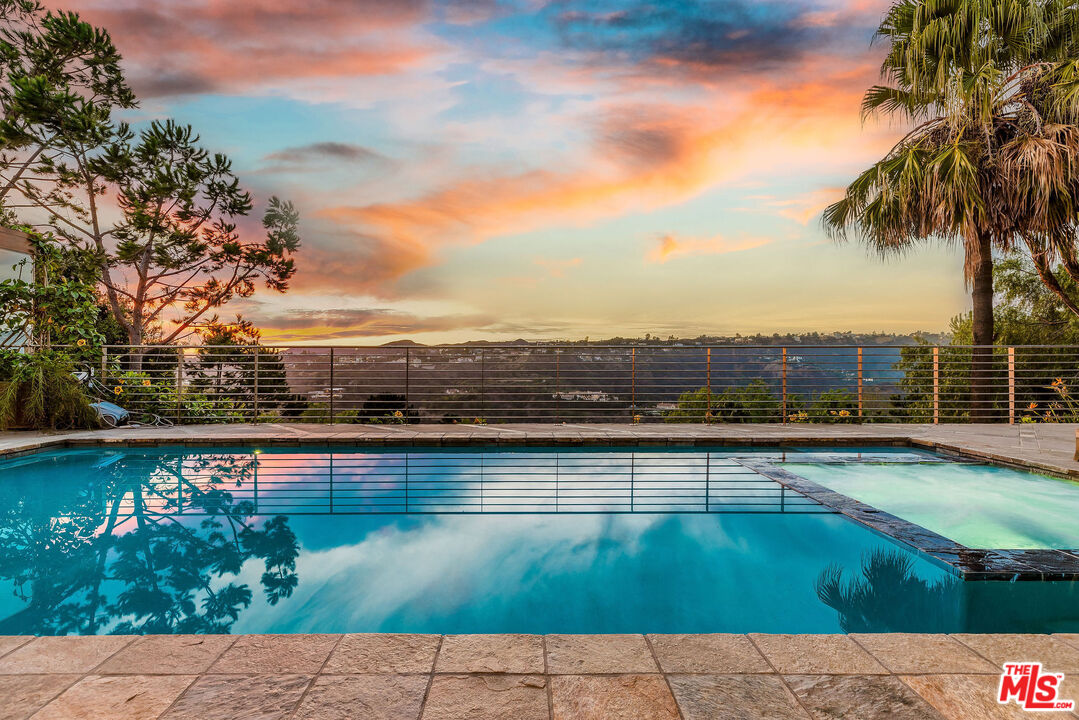 1111 Bel Air Pl