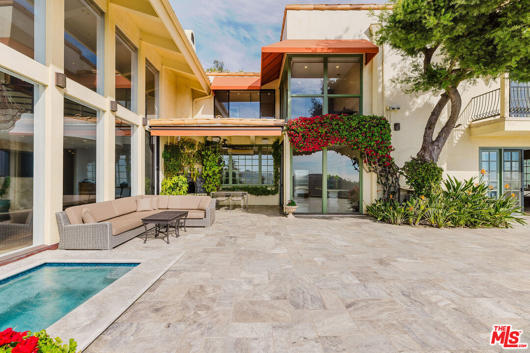 1401 Bel Air Rd