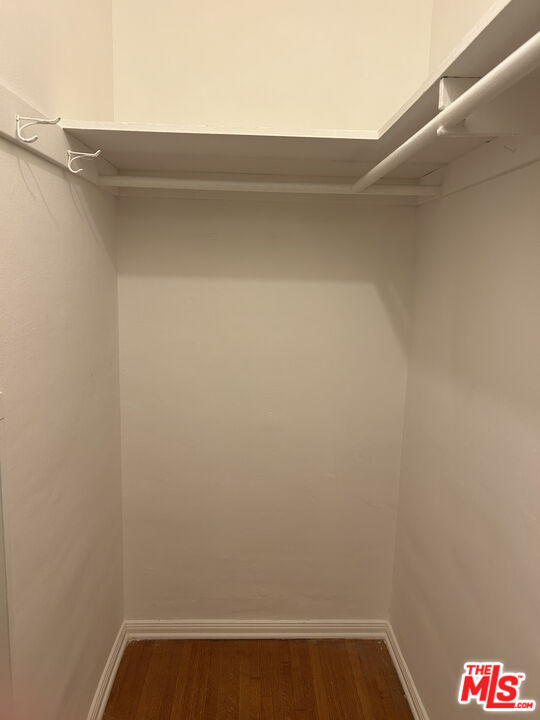 244 S Lasky Dr Unit: C