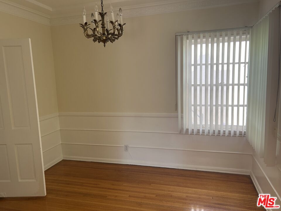 244 S Lasky Dr Unit: C