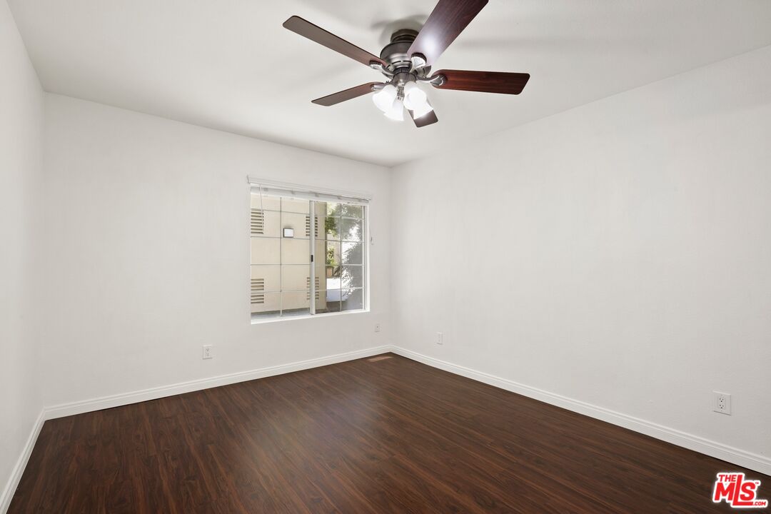 5535 Canoga Ave Unit: 117