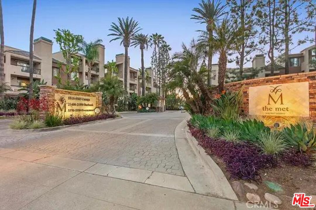 5535 Canoga Ave Unit: 117