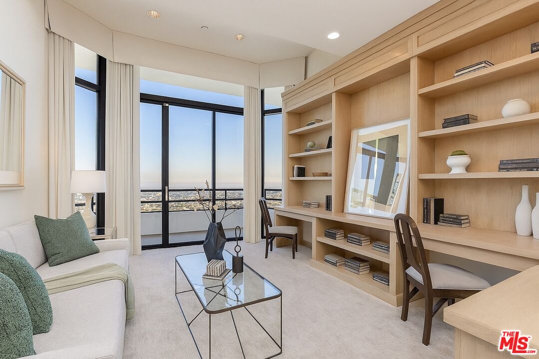 10601 Wilshire Blvd Unit: PH E