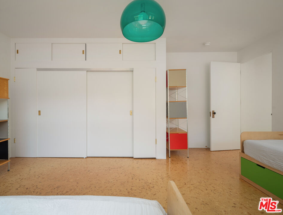 630 N Alta Vista Blvd