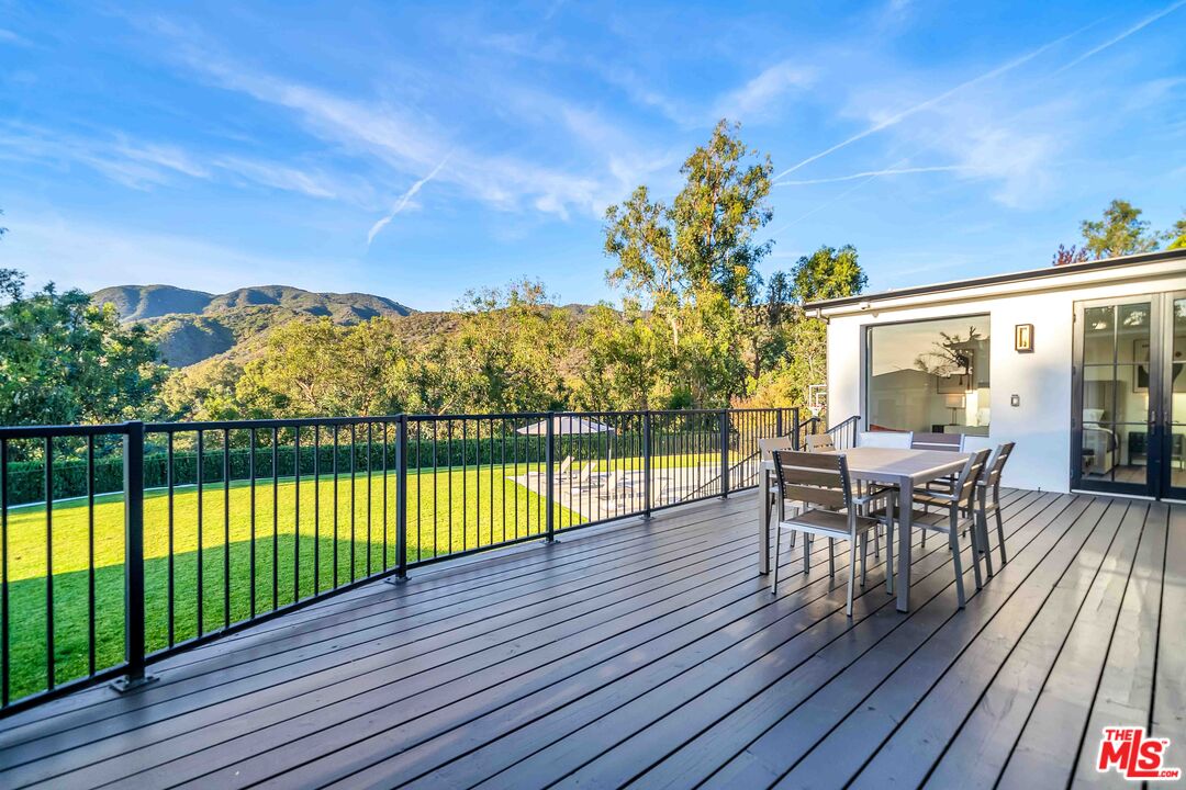 350 Bellino Dr