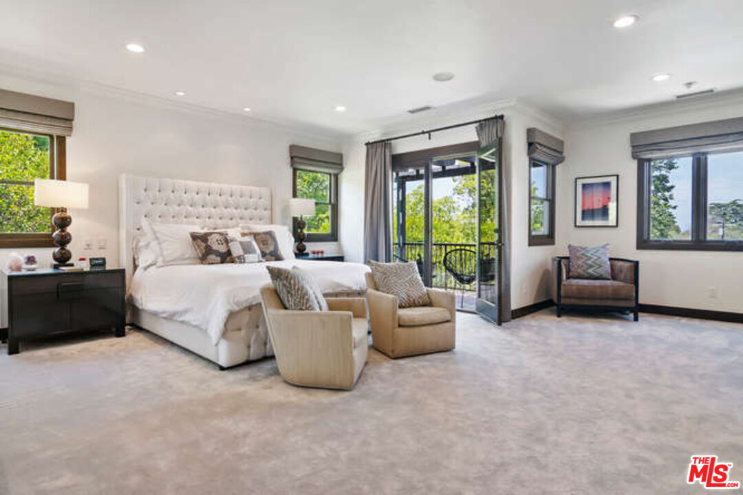 14318 Valley Vista Blvd